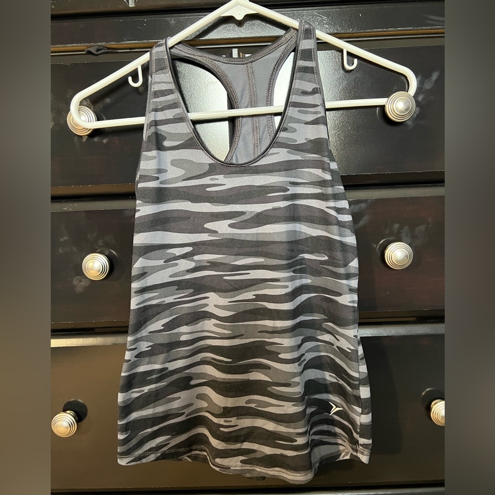 Old Navy Women’s Activewear Tank, Gray Camouflage, XSP